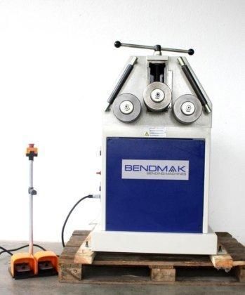 Профилегибочный станок с электроприводом Bendmak PRO 40 Тип привода Электрический Макс. сечение труб 70х2 мм PRO 40 фото